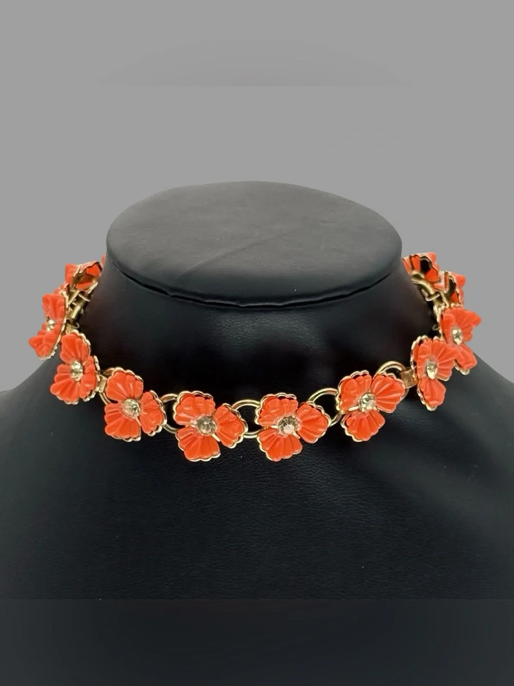 Vintage Thermoset Floral Necklace - 16